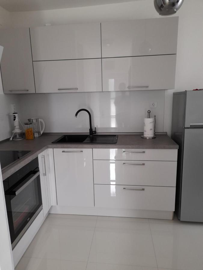 Apartmani I & J Seric 브랜지카 외부 사진
